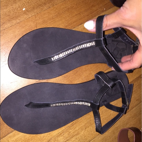 Pilar Abril black sandals thongs gems jewels 7 - Picture 1 of 3